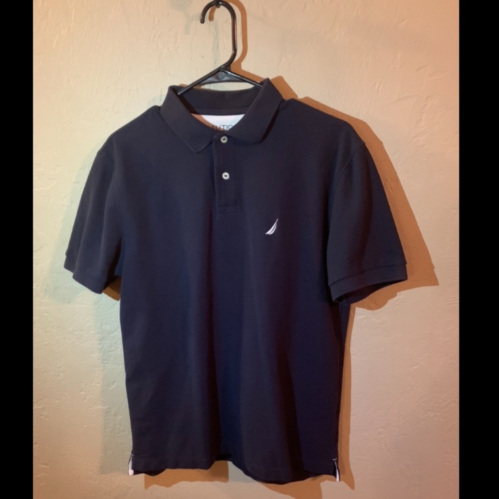 Men’s Nautica Shirt